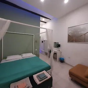 https://relais-torre-gloria.hotels-amalfi.com